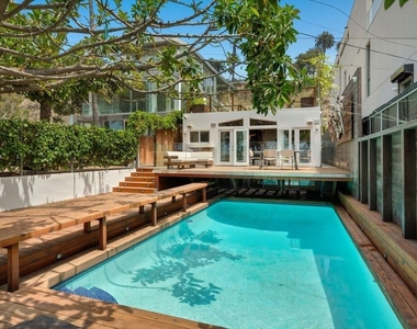 936 Palisades Beach Road - Photo Thumbnail 50