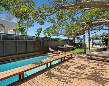 936 Palisades Beach Road - Photo Thumbnail 41