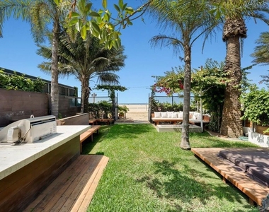 936 Palisades Beach Road - Photo Thumbnail 2