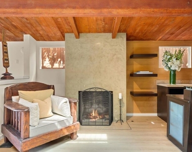 936 Palisades Beach Road - Photo Thumbnail 13