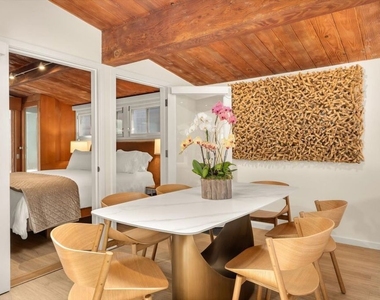 936 Palisades Beach Road - Photo Thumbnail 10