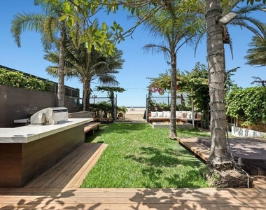 936 Palisades Beach Road - Photo Thumbnail 54