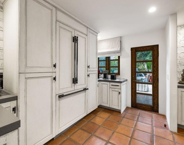 535 N Belardo Road - Photo Thumbnail 12
