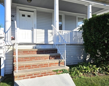 56 4th Avenue - Photo Thumbnail 1