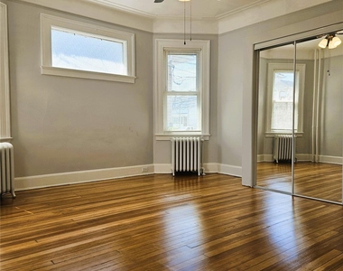 56 4th Avenue - Photo Thumbnail 18