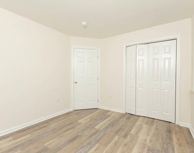 101 Flurry Lane - Photo Thumbnail 8