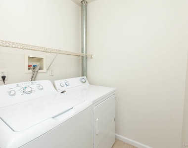 101 Flurry Lane - Photo Thumbnail 13
