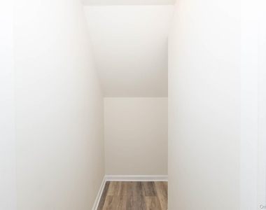 101 Flurry Lane - Photo Thumbnail 14