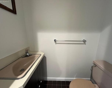 56 Sintsink Drive E - Photo Thumbnail 8