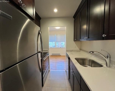 56 Sintsink Drive E - Photo Thumbnail 7