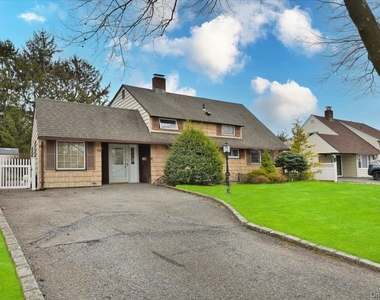 43 Flagstone Lane - Photo Thumbnail 1