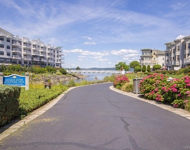 1321 Round Pointe Drive - Photo Thumbnail 34