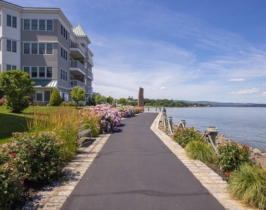 1321 Round Pointe Drive - Photo Thumbnail 32