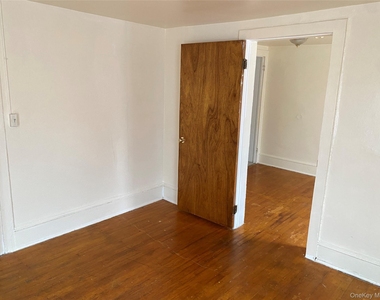 31 Liberty Street - Photo Thumbnail 7