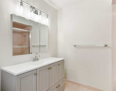 545 Stanley Avenue - Photo Thumbnail 9