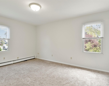545 Stanley Avenue - Photo Thumbnail 7