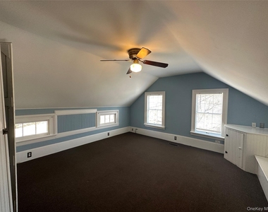 496 North Country Road - Photo Thumbnail 8