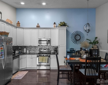 9 Ruby Court - Photo Thumbnail 5