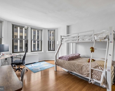 135 S 19th Street - Photo Thumbnail 14