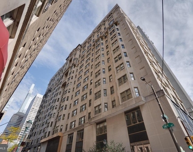 135 S 19th Street - Photo Thumbnail 2