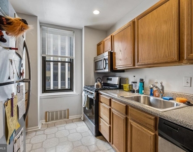 135 S 19th Street - Photo Thumbnail 9