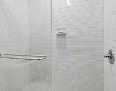 135 S 19th Street - Photo Thumbnail 17
