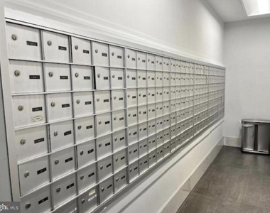 2101-17 Chestnut Street - Photo Thumbnail 8
