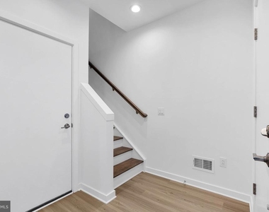 3000 Schirra Lane - Photo Thumbnail 13