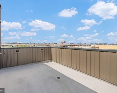 3000 Schirra Lane - Photo Thumbnail 21