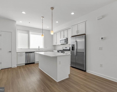 3000 Schirra Lane - Photo Thumbnail 7