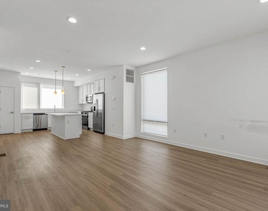 3000 Schirra Lane - Photo Thumbnail 5