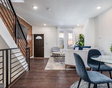 1540 N Hollywood Street - Photo Thumbnail 3