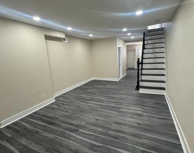 459 E High Street - Photo Thumbnail 4