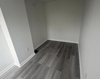 112 E Huntingdon Street - Photo Thumbnail 5
