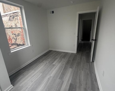 112 E Huntingdon Street - Photo Thumbnail 11