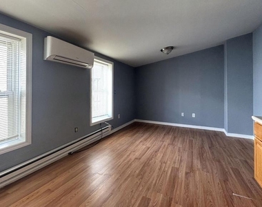 1701 N 20th Street - Photo Thumbnail 2