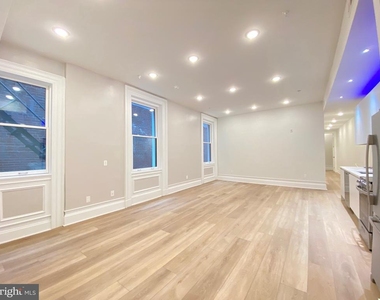 1824 Chestnut Street - Photo Thumbnail 1