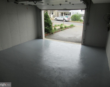 436 Coates Street - Photo Thumbnail 17