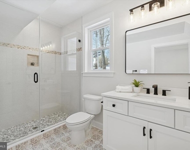 4979 W Papa Boulevard - Photo Thumbnail 15