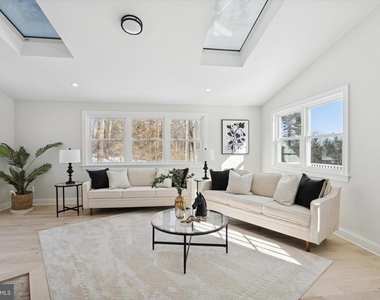 4979 W Papa Boulevard - Photo Thumbnail 7