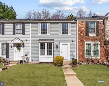 67 Dorchester Circle - Photo Thumbnail 1