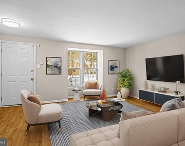 67 Dorchester Circle - Photo Thumbnail 3