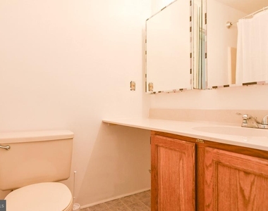14300 Jarvis Avenue - Photo Thumbnail 22