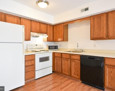 14300 Jarvis Avenue - Photo Thumbnail 17