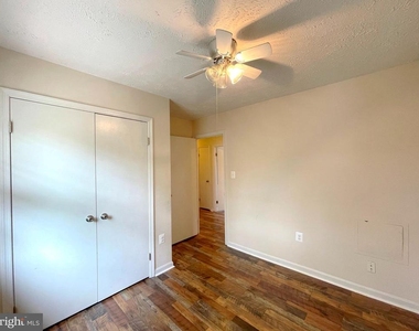 21822 Ronald Drive - Photo Thumbnail 10