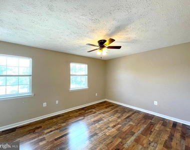 21822 Ronald Drive - Photo Thumbnail 11