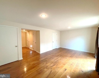21822 Ronald Drive - Photo Thumbnail 16