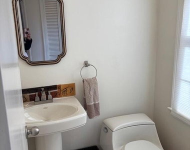 1249 Derbyshire Road - Photo Thumbnail 14