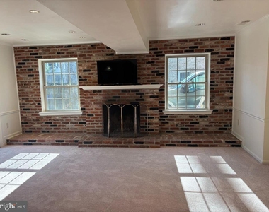 1249 Derbyshire Road - Photo Thumbnail 9