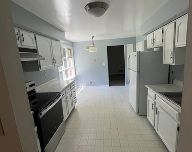 11306 Soward Drive - Photo Thumbnail 17